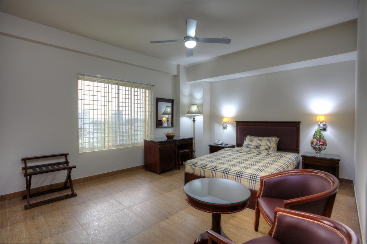 La Rose Hotel 巴纳内拉斯 客房 照片